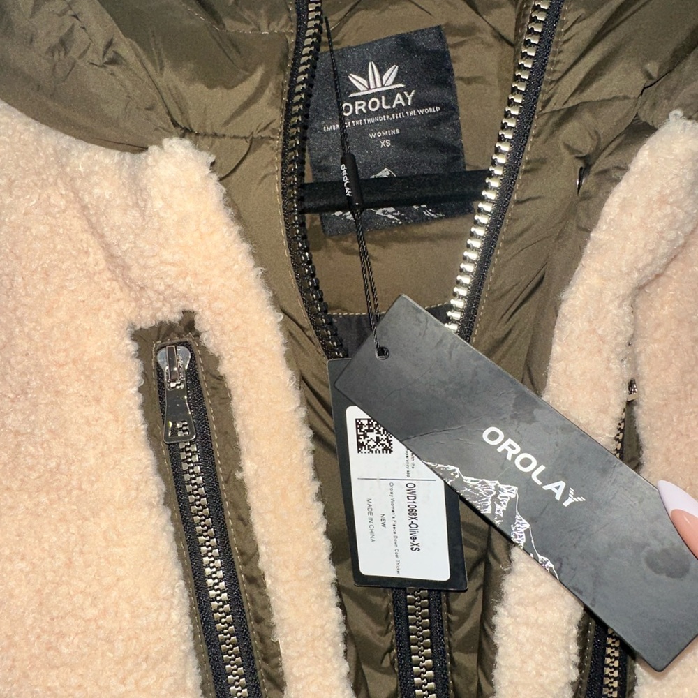 Orolay Women's Thickened Winter Down Coat - Picture 4 of 10